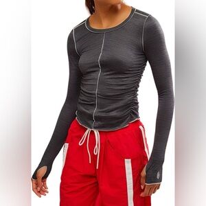 🍀 FREE PEOPLE NWT RIGHT ON RUN LONG SLEEVE LARGE